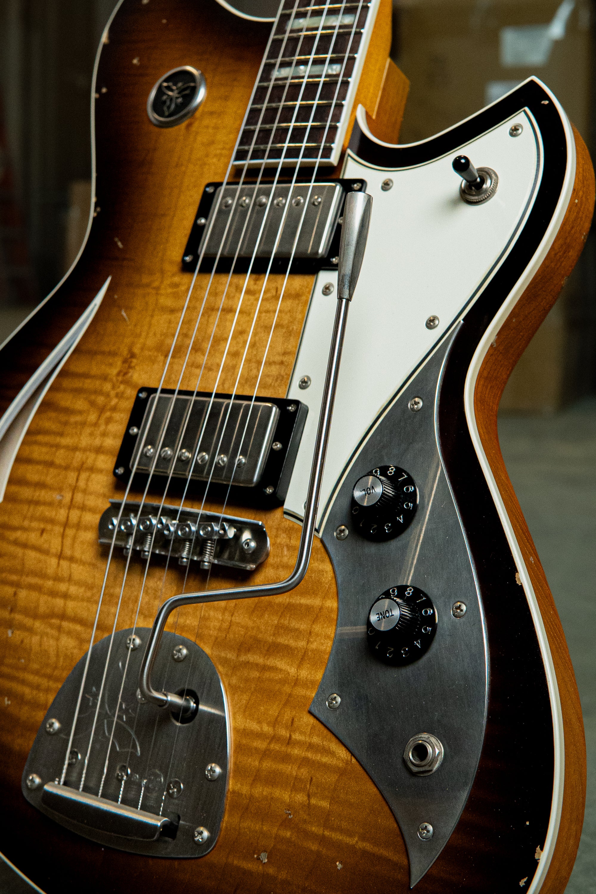 Maple Top MIRIS JHH - Amber Burst | NAMM 26 - Image 4