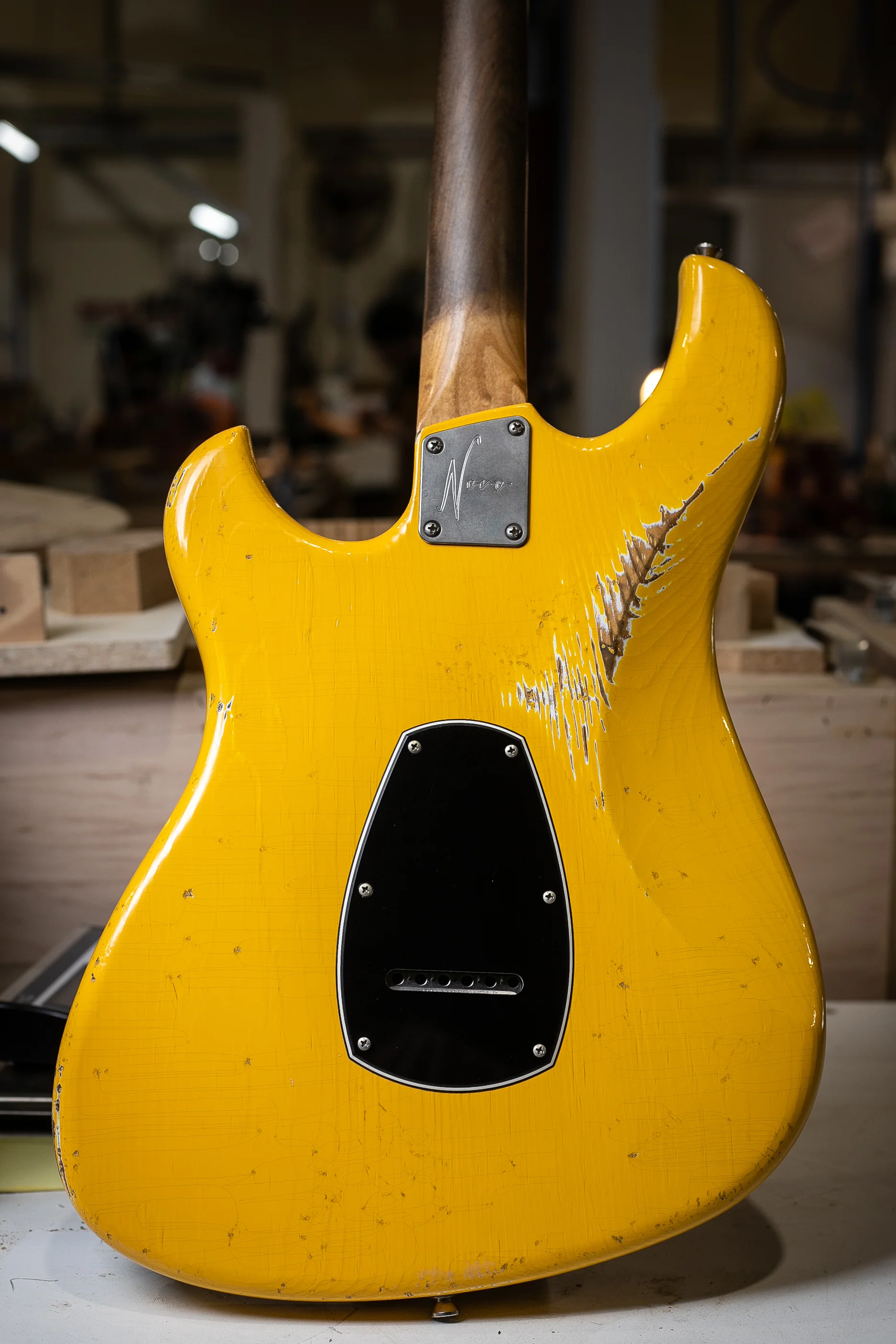 Novo Idris S3 in Vandalism Yellow - Image 3