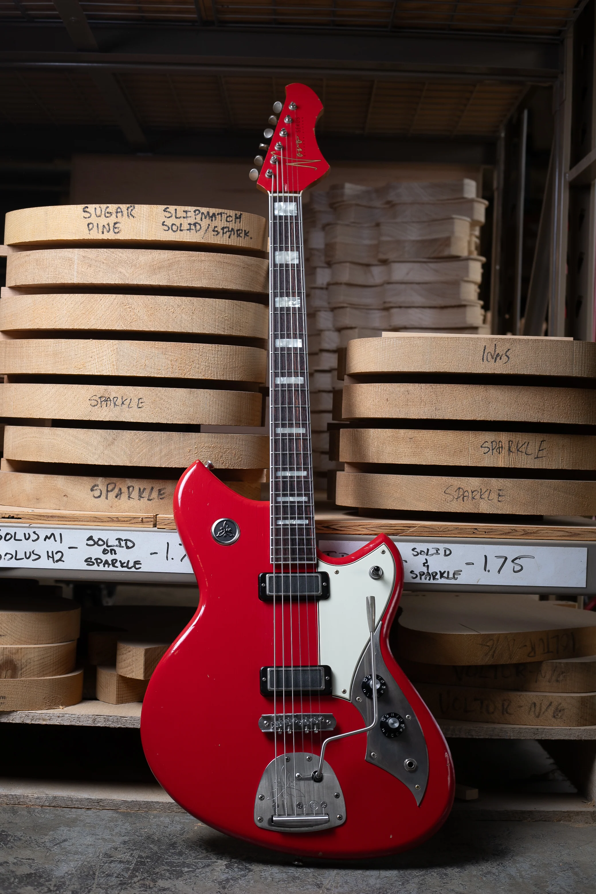 Novo Serus J Baritone in Dakota Red - Image 3