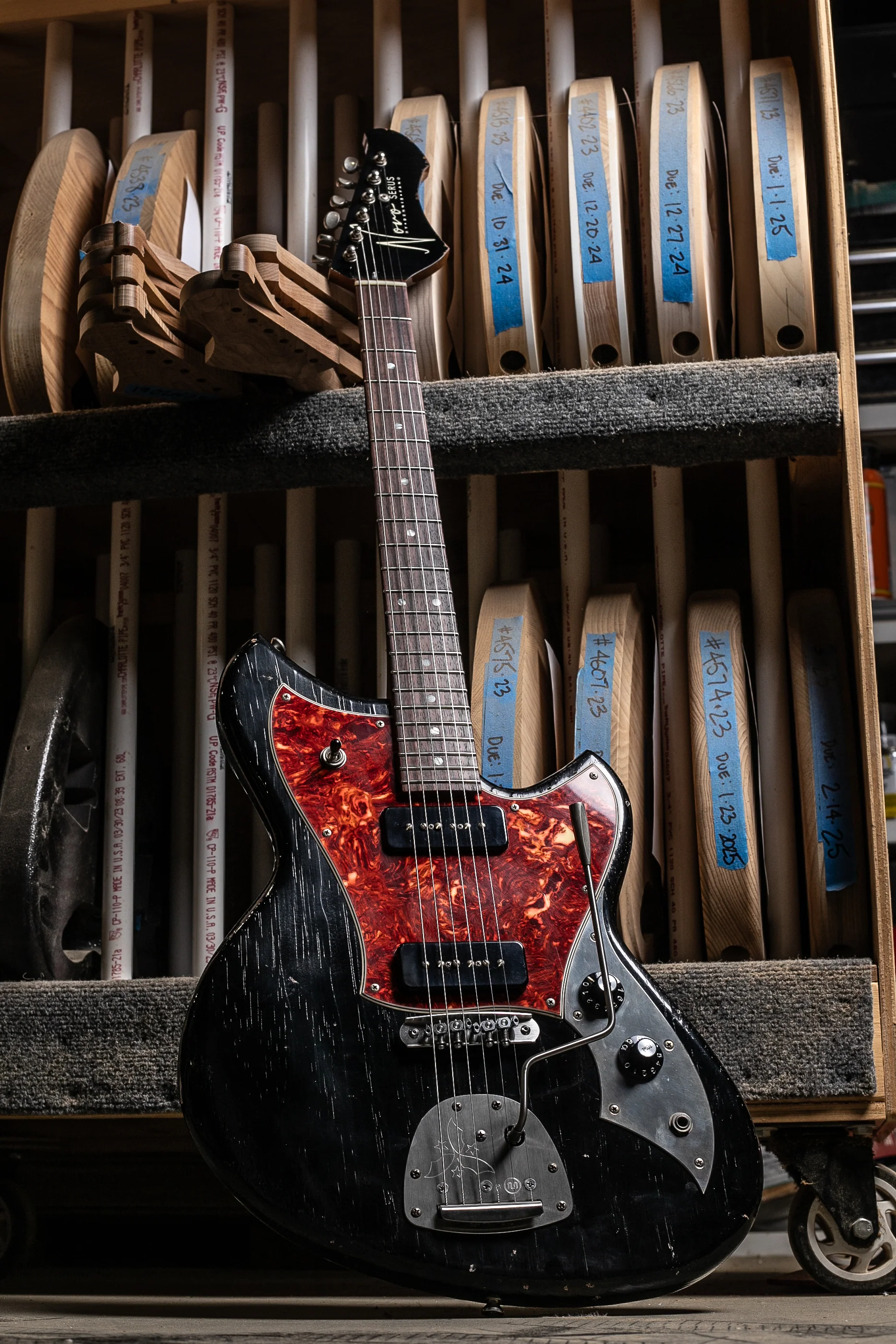 Novo Serus J in Bull Black - Image 2