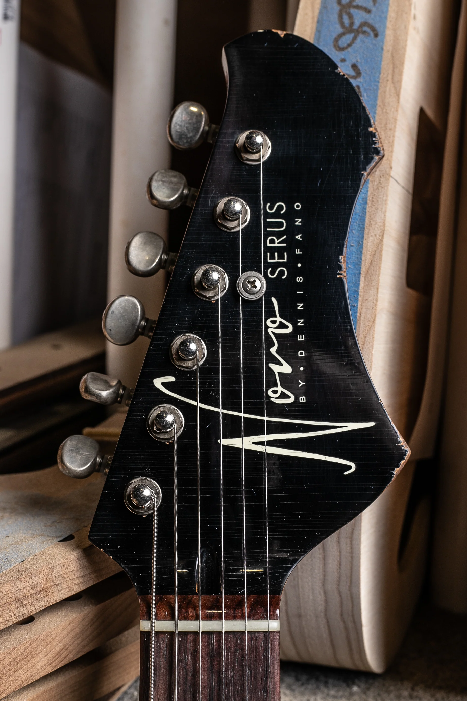 Novo Serus J in Bull Black - Image 5