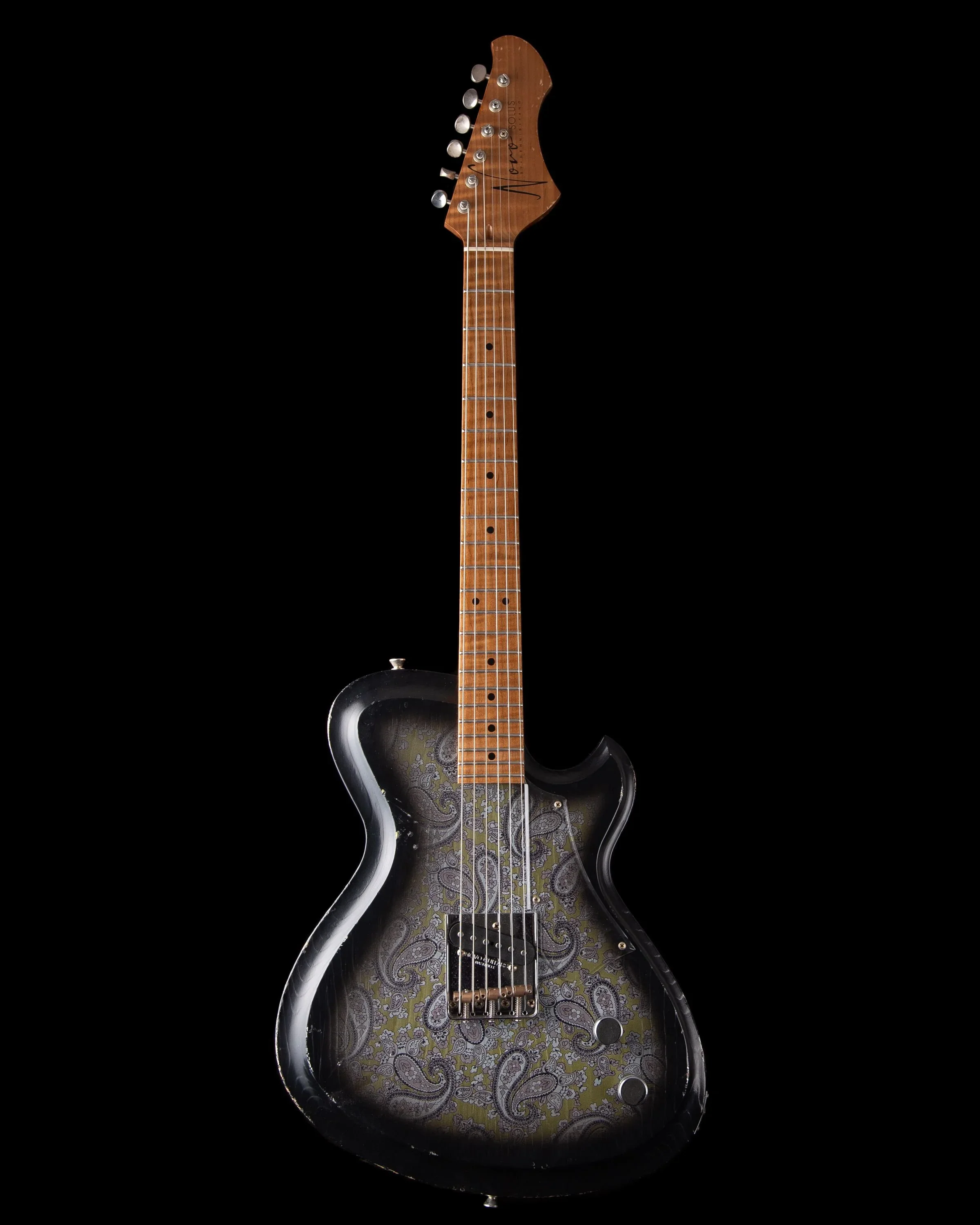 Signature SOLUS F1 GC (3 of 5) Black Paisley - Image 3