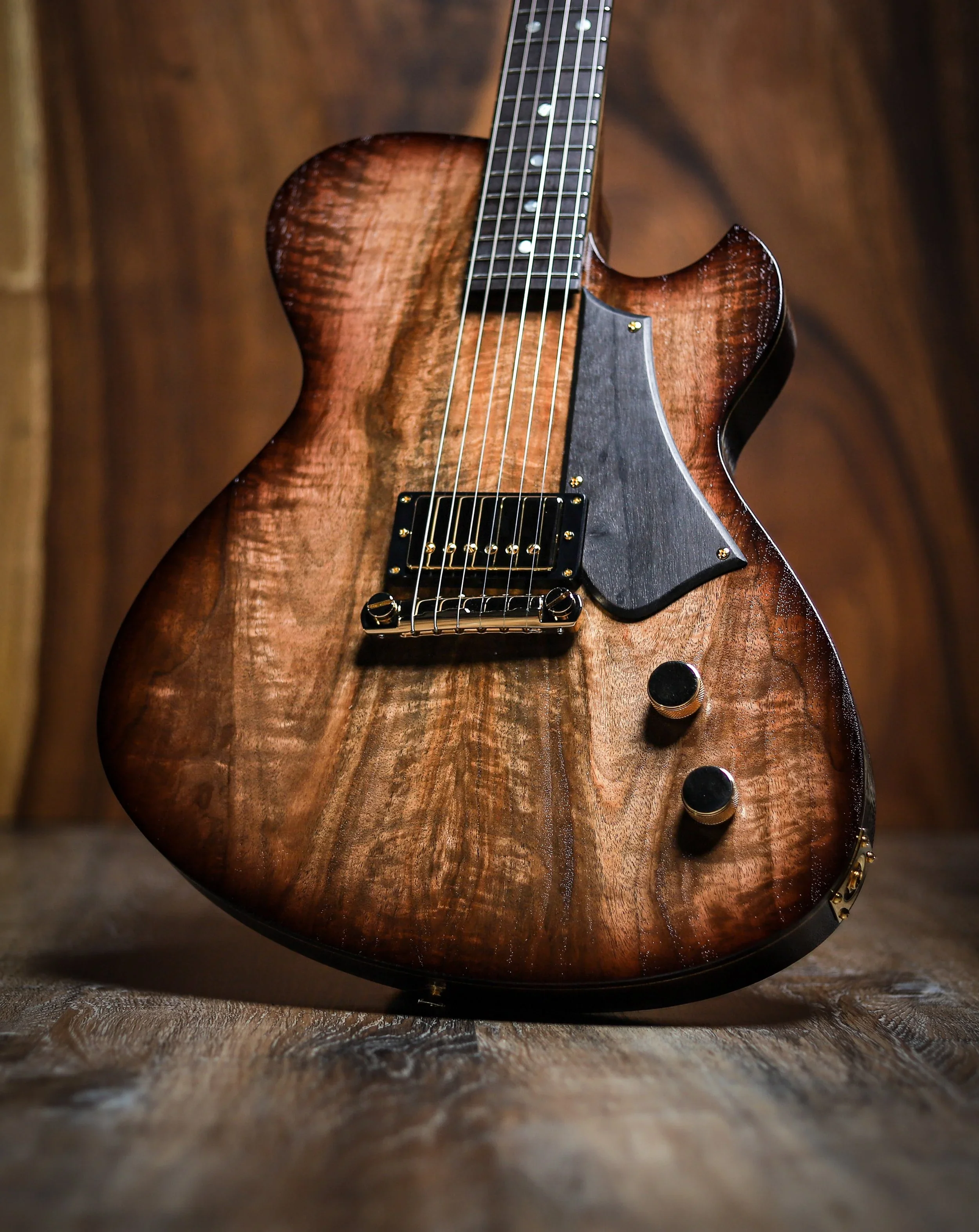 Signature SOLUS H1 - Tobacco Burst