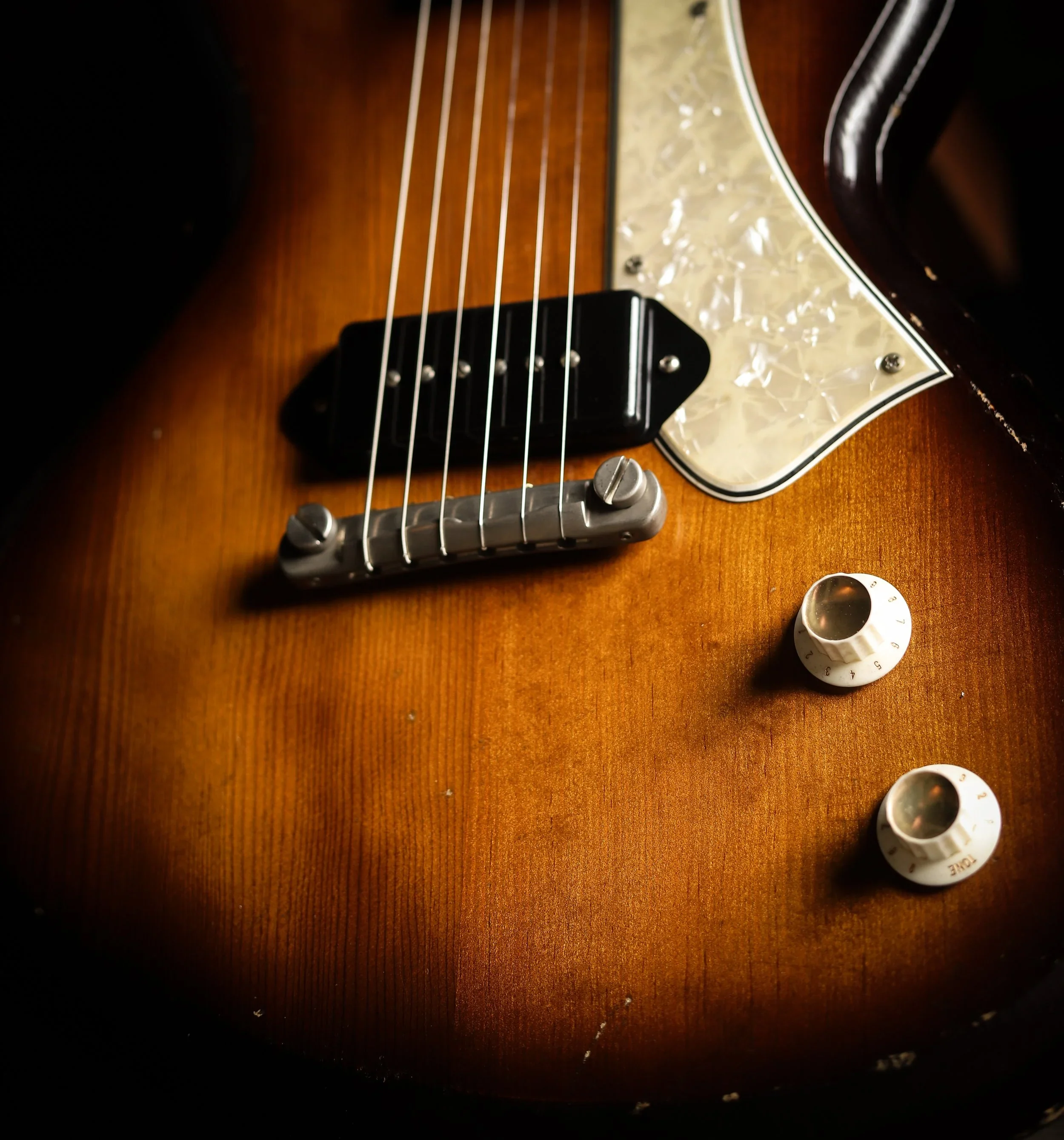 Signature SOLUS M1 - Amber Burst on Tempered Spruce (5 of 5) - Image 3
