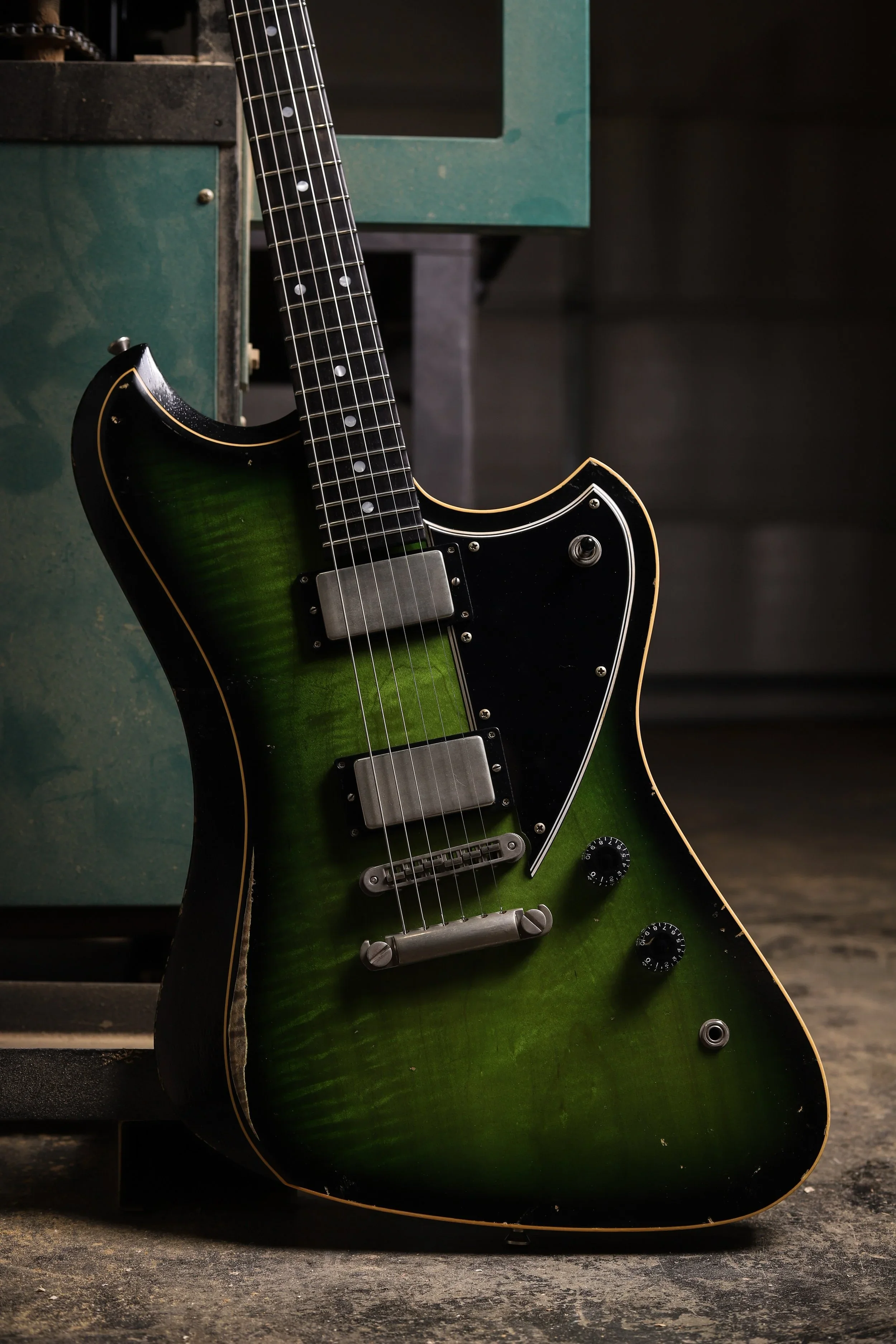 Signature VOLTUR - Cat's Eye Burst (6 of 6)
