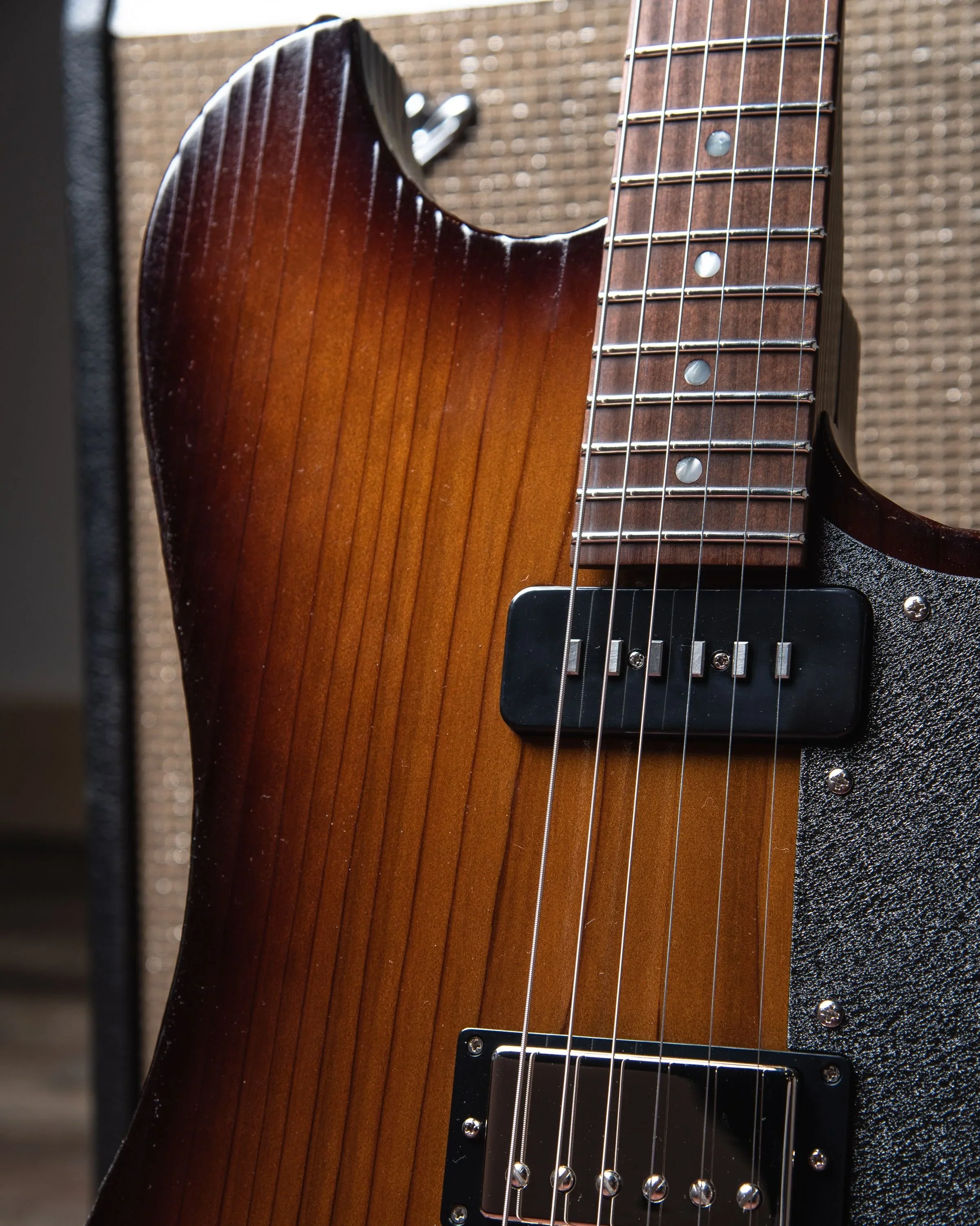 Signature VOLTUR - Tobacco Burst - Image 3