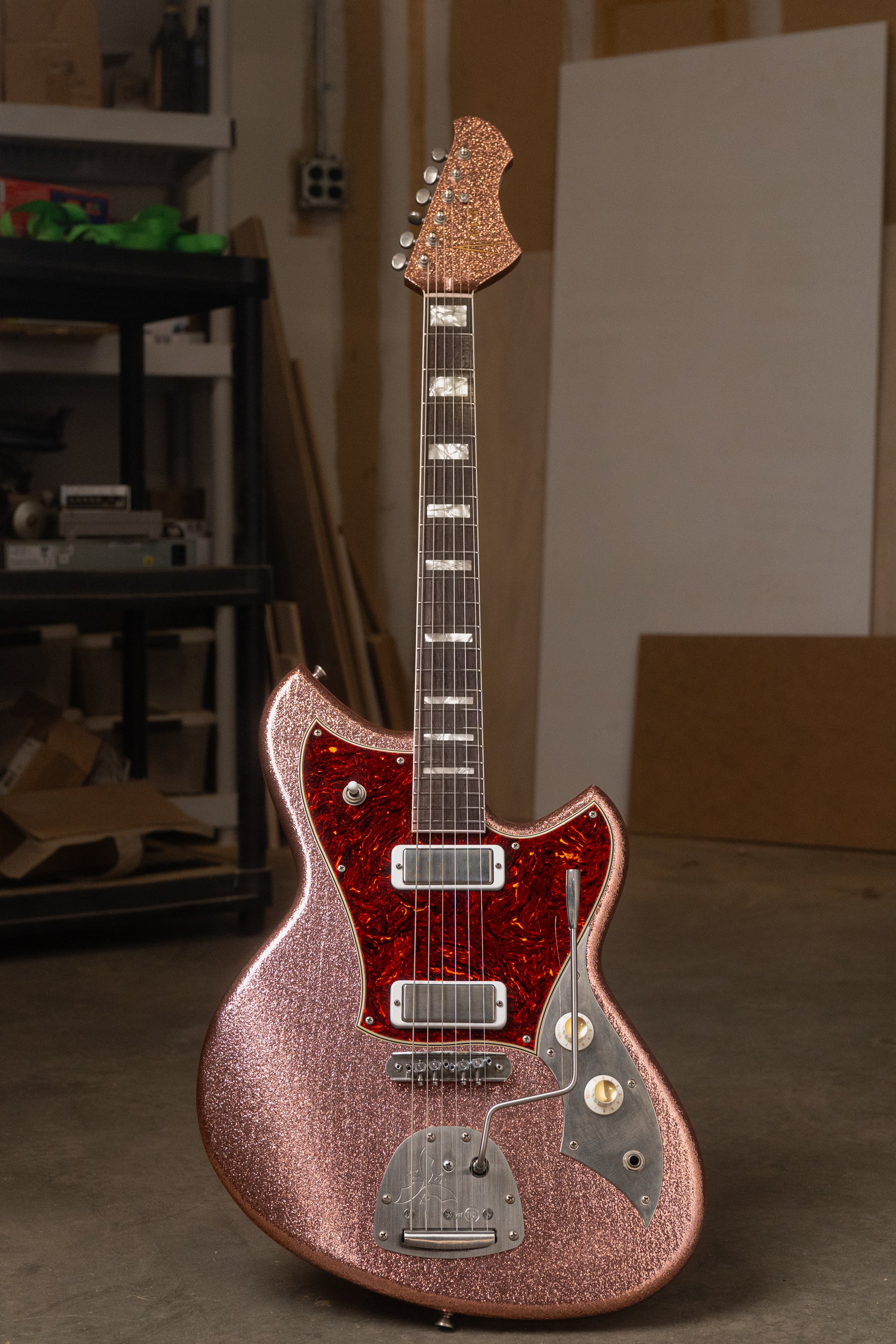 SERUS J - Burgundy Sparkle | NAMM 26