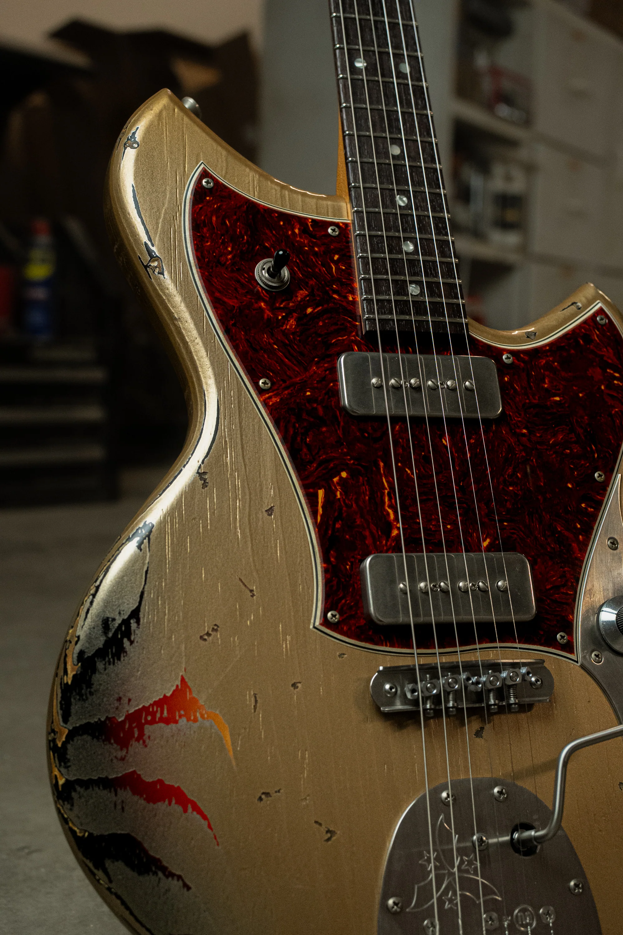 SERUS J - Shoreline Gold over '64 3-Tone Burst | NAMM 26 - Image 2